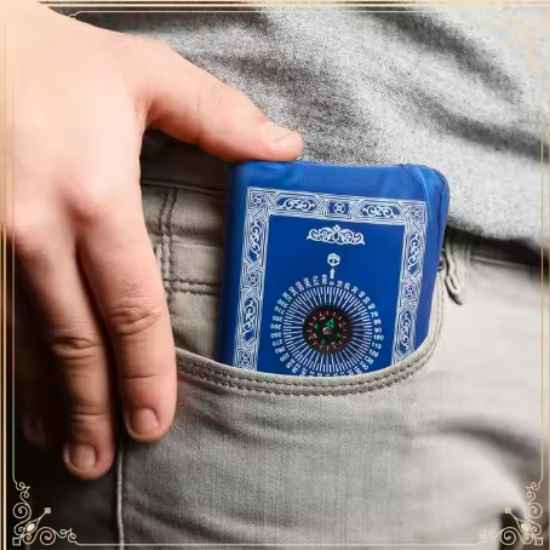 Pocket Prayer Mat (Travel Janamaz)